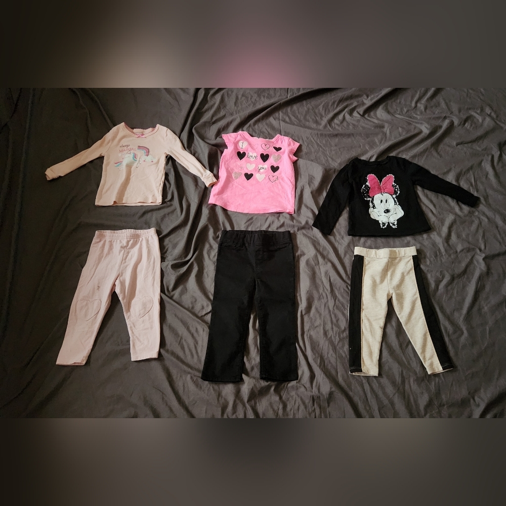 Bundle Of Clothes - Picture 8 of 9